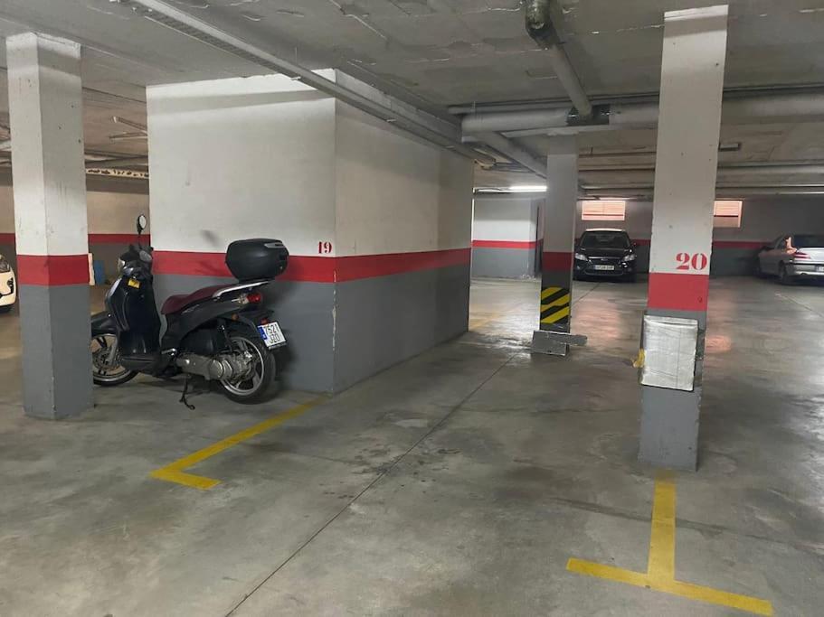 Apartamento Lujoso Piso Centro Aparcamiento Privado, Terraza & Ac Málaga Exterior foto