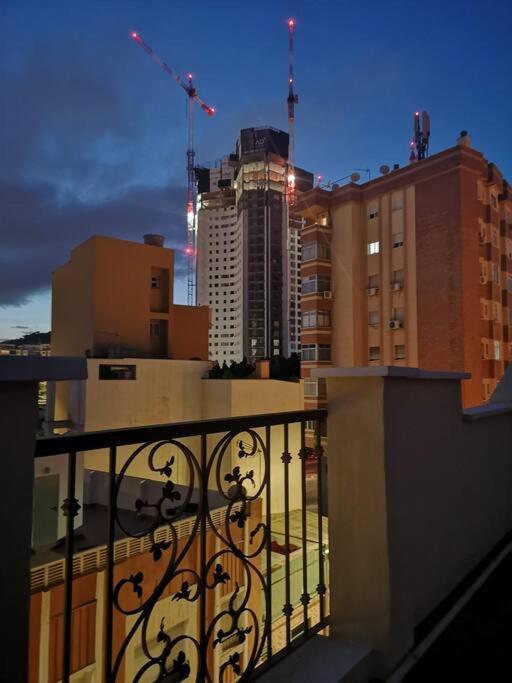 Apartamento Lujoso Piso Centro Aparcamiento Privado, Terraza & Ac Málaga Exterior foto