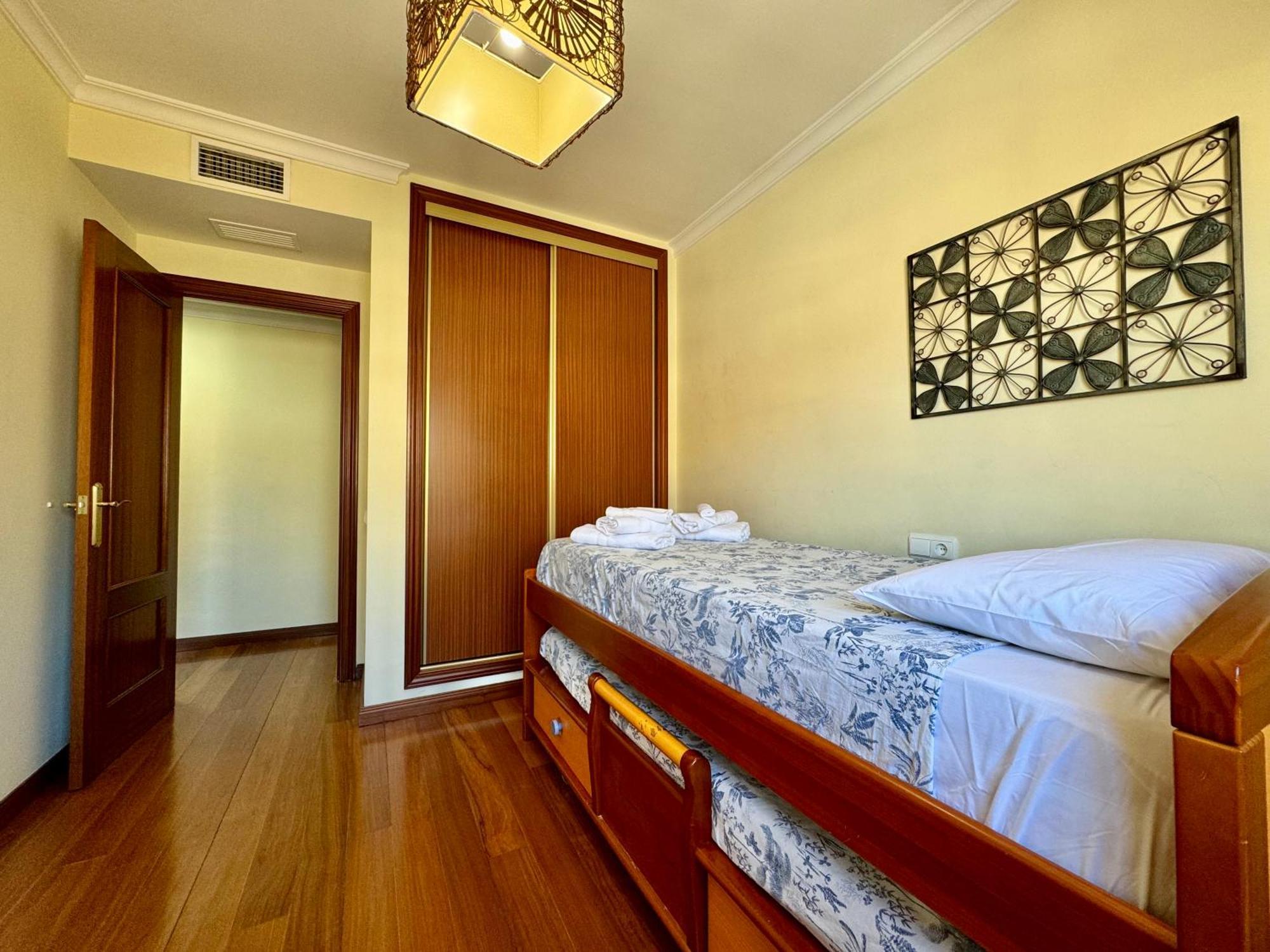 Apartamento Lujoso Piso Centro Aparcamiento Privado, Terraza & Ac Málaga Exterior foto